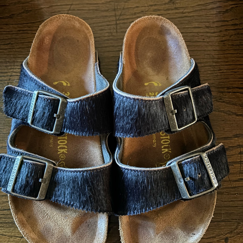 Navy blue horsehair birk